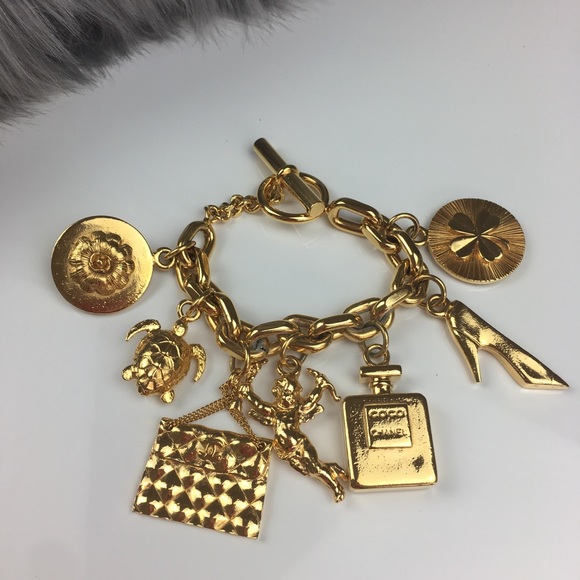 Chanel Vintage Charm Bracelet - Picture 2 of 6